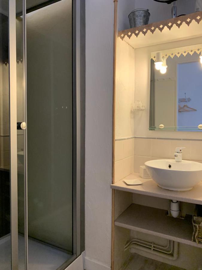 La Maison Du Bourg B&B Puisseguin Εξωτερικό φωτογραφία