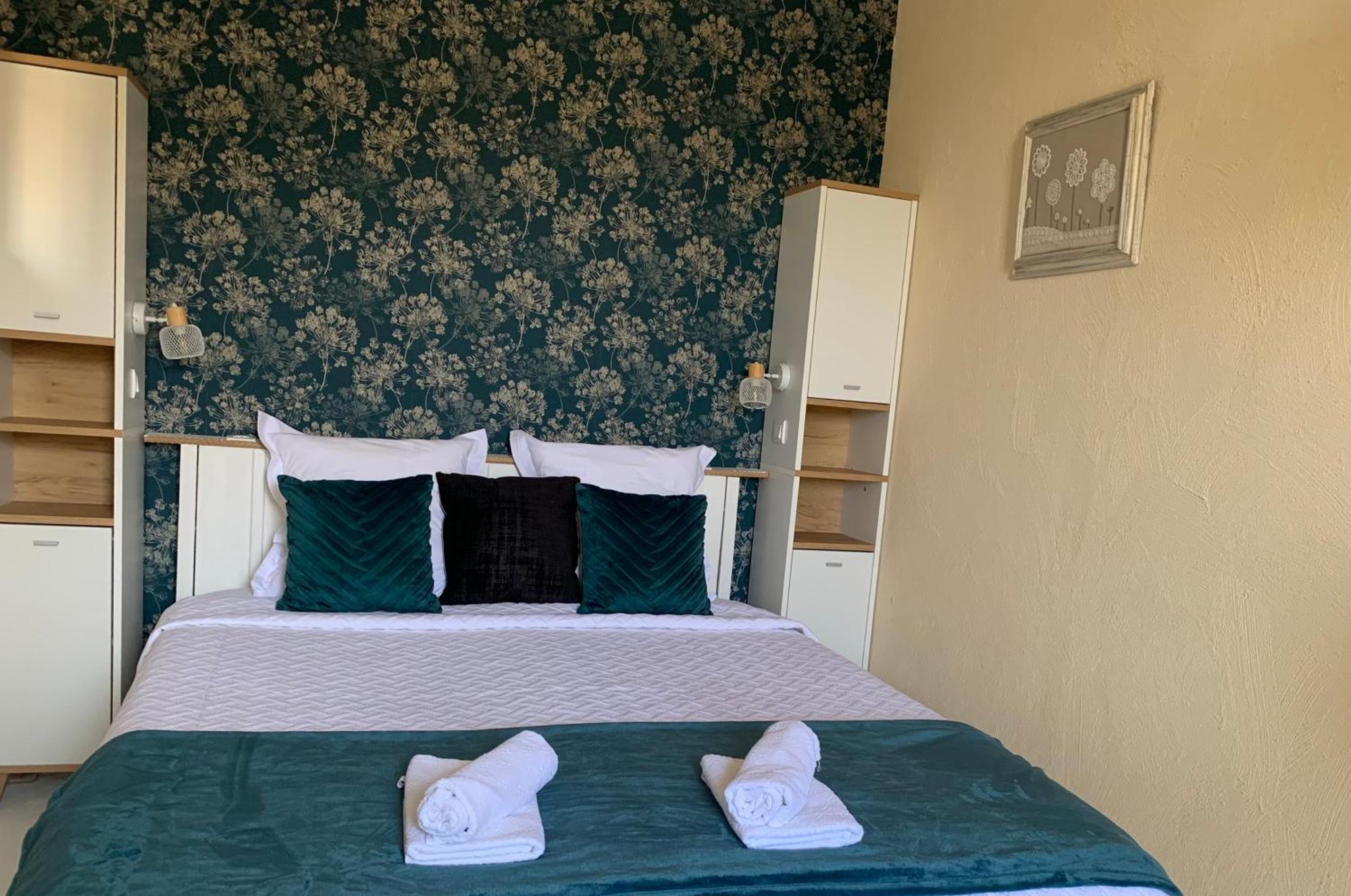 La Maison Du Bourg B&B Puisseguin Εξωτερικό φωτογραφία